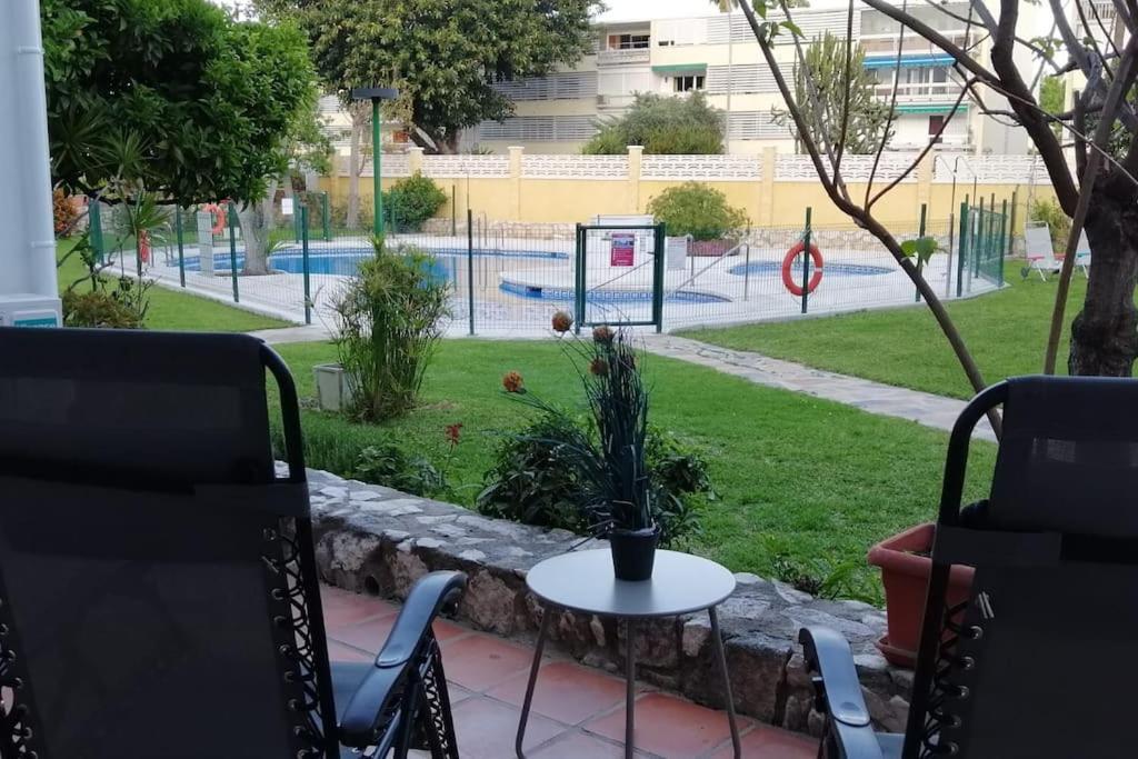 Beautiful Apartment In La Carihuela, Торремолинос Экстерьер фото